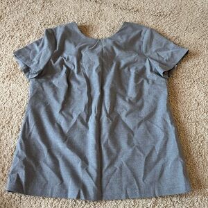 Banana Republic gray top
